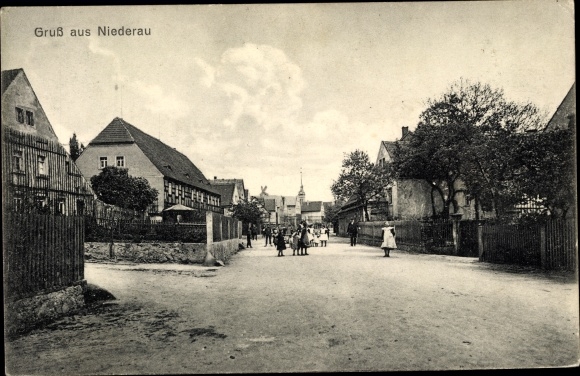 Ak Niederau in Sachsen, Straßenpartie im Ort, Kinder