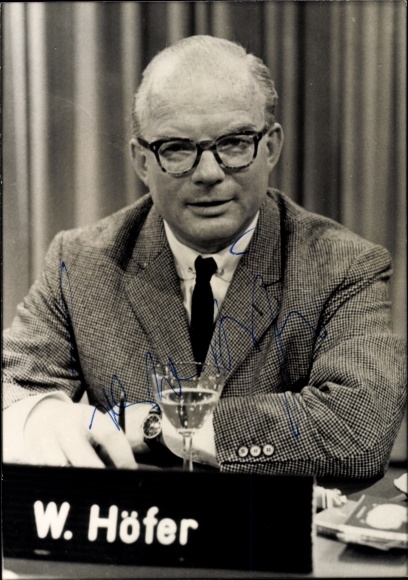 Postcard journalist and TV presenter Werner Höfer, portrait, autograph
