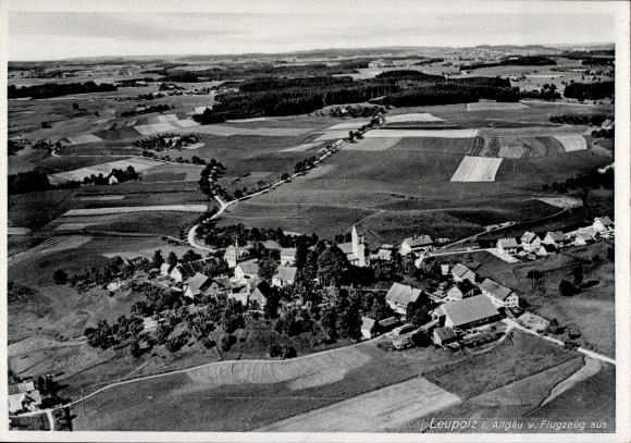 Postcard Leupolz Wangen im Allgäu, aerial photograph