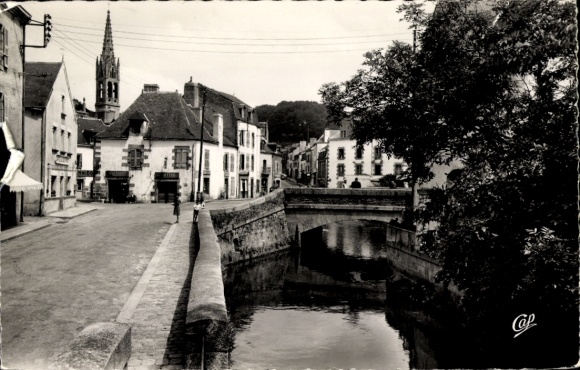Postcard Pont Aven Finistère, Le Ponts