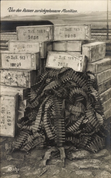 Foto Ak Von den Russen zurückgelassene Munition, I. WK