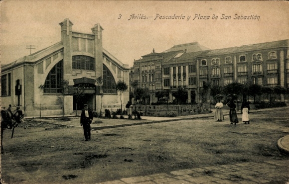 Ak Avilés Asturias, Pescaderia en Plaza de San Sebastian