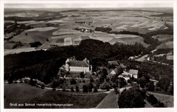 Ak Hohenfels bij Stockach Hohenzollern, Kasteel Hohenfels, luchtfoto