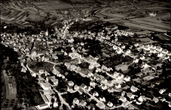 Ak Weissach in Württemberg, Luftaufnahme von Weissach, viele Häuser, ländliche Umgebung