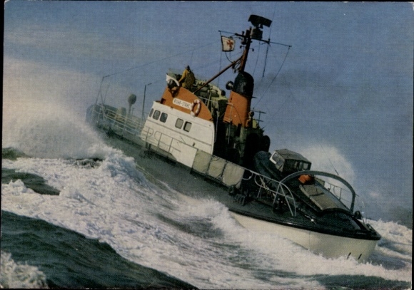 Postcard Sea Rescue Cruiser on mission, DGzRS