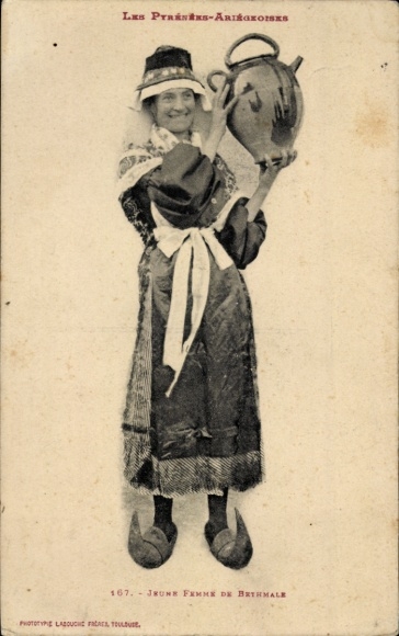 Ak Bethmale Ariège, Frau in Tracht