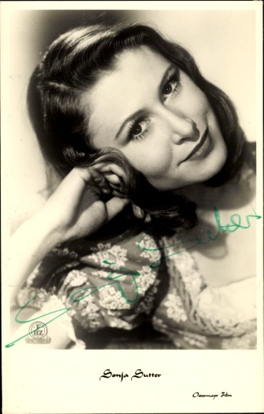 Postcard actress Sonja Sutter, portrait, The Silence in the Forest, autograph