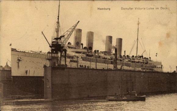 Postcard Hamburg, pleasure yacht Victoria Luise in the dock, HAPAG