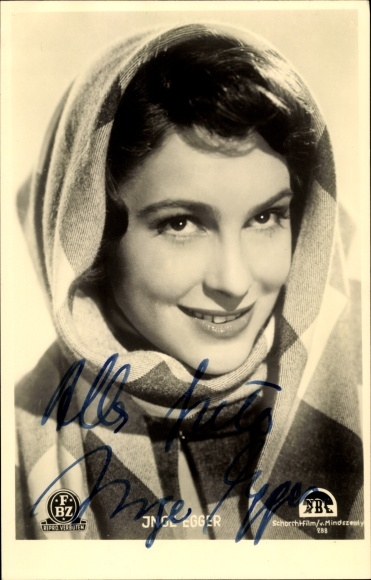 Postcard actress Inge Egger, portrait, FBZ Verlag, autograph, headscarf