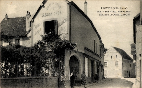 Ak Provins Seine et Marne, Café Aux Vieux Remparts, Maison Bonnichon