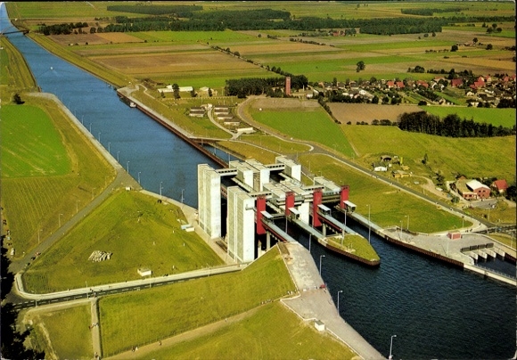 Ak Scharnebeck op de Lüneburger Heide, scheepslift, luchtfoto
