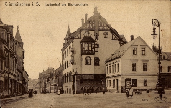 Ak Crimmitschau in Sachsen, Crimmitschau i. S., Lutherhof am Bismarckhain,  Gebäude, Straßenansic