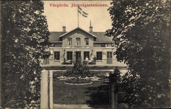 Postcard Vårgårda Schweden, Railway station, Bahnhof