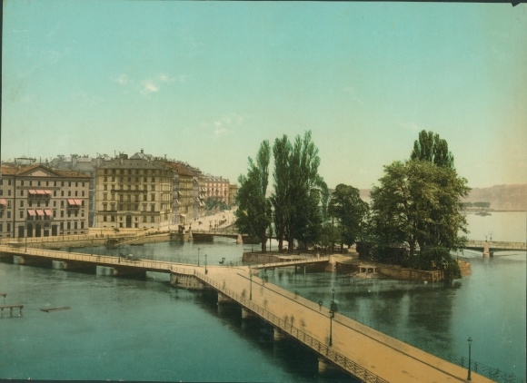 Photo Genève Geneva city, partial view, Ile Rousseau, photochromic
