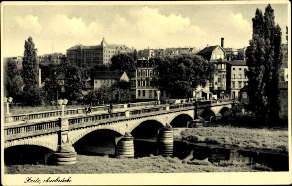 Ak Zeitz im Burgenlandkreis, Schöne Brücke, Stadtansicht,  Architektur