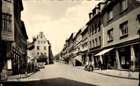 Postcard Apolda in Thuringia, Bahnhofstraße, city view, buildings