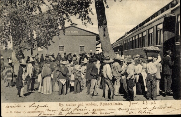 PC Mexico, train station and seller