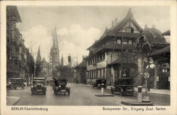 Postcard Berlin Charlottenburg, Budapester Straße, entrance to the zoological garden, Kaiser Wilhelm Memorial Church