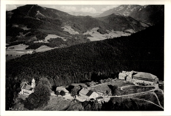 Siegsdorf in Opper-Beieren, klooster Maria Eck, luchtfoto