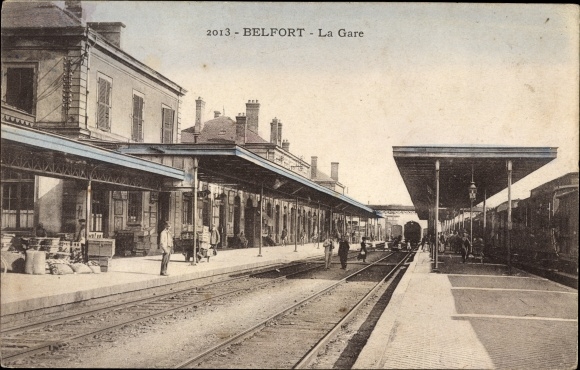 Ak Belfort Territoire de Belfort, La Gare, Blick auf den Bahnhof, Gleisseite