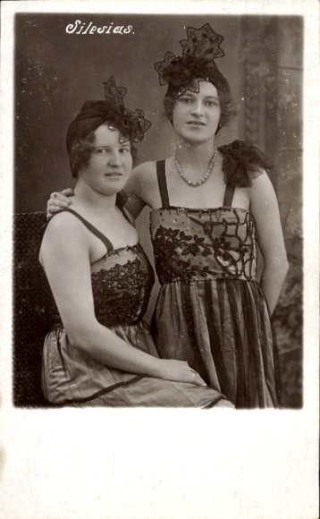 Photo Postcard artist duo Silesias, two women in dresses, headdress