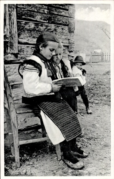 Ak Rachiw Rachov Ukraine, Huculske deti, Kinder in Trachten
