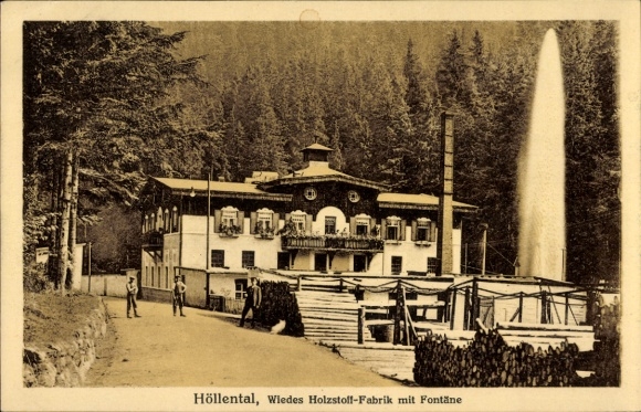 Ak Lichtenberg in Opper-Franken, Höllental, houtpulpfabriek Wiedes, fontein