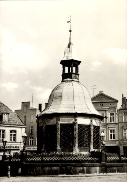 Postcard Hanseatic City of Wismar, Old Waterworks, s building, black and white photo