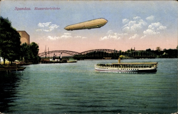 Ak Berlin Spandau, Bild von Elswerderbrücke, Zeppeline, Dampfschiff, Flusslandschaft