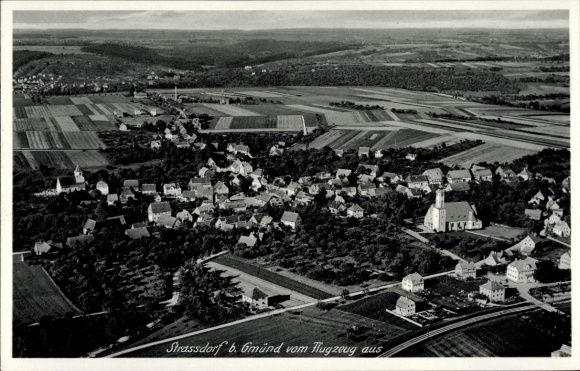 Postcard Straßdorf Schwäbisch Gmünd in Württemberg, aerial view of Strassdorf, many houses, fields,