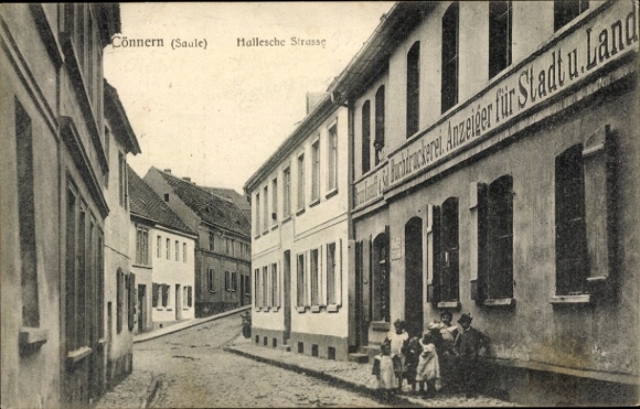 Ak Könnern in de Salzlandkreis, Hallesche Straße, drukpers, reclame voor de stad en het land