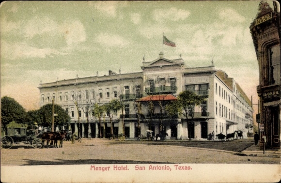 Ak San Antonio Texas USA, Menger Hotel, historische architectuur, Amerikaanse vlag, door paarden getrokken koets