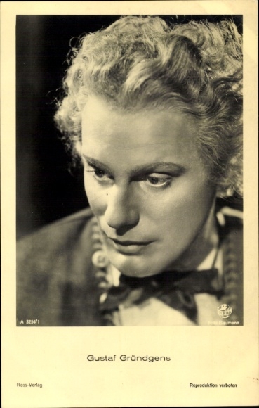 Postcard actor Gustaf Gründgens, portrait, Terra Film, Ross Verlag A 3254 1