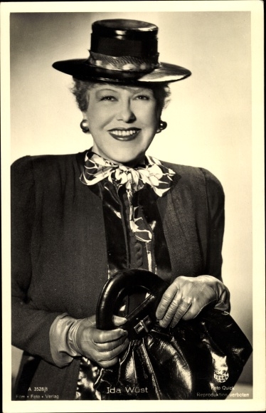 KP aktorka Ida Wüst, portret, kapelusz, torebka, rękawiczki