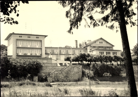 Ak Ferch am Schwielowsee, FDGB herstellingsoord Pierre Semard, buitenaanzicht