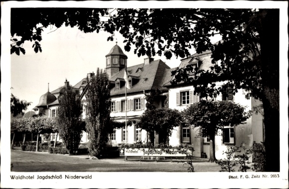 Rudesheim am Rhein, Waldhotel Jagdschloß Niederwald, Pomnik Narodowy, Fotografia