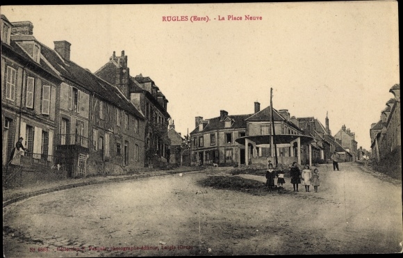 Postcard Rugles Eure, Place Neuve