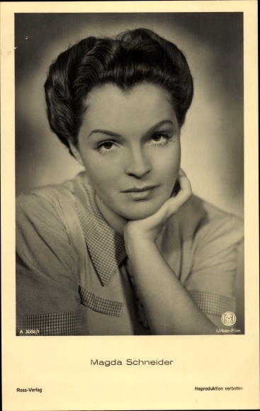 Postcard actress Magda Schneider, portrait, Ross Verlag A 3088/1