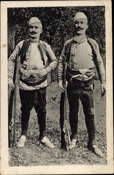 Postcard Balkans, soldiers in uniform, guns, ammunition belts, Serbia?, Macedonia?