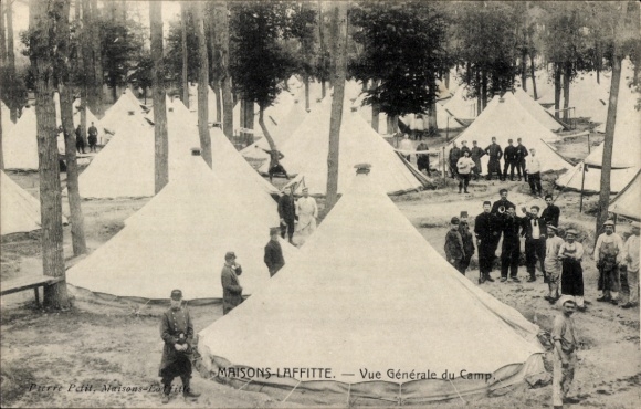 Postcard Maisons Laffitte Yvelines, camp, general view
