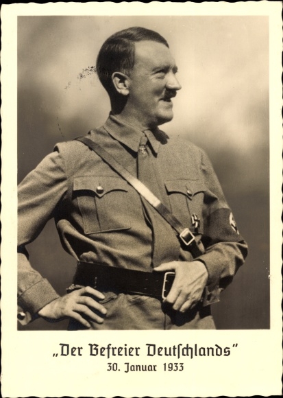 KP Wyzwoliciel Niemiec, przywódca i kanclerz Rzeszy Adolf Hitler w mundurze partyjnym, portret stojący