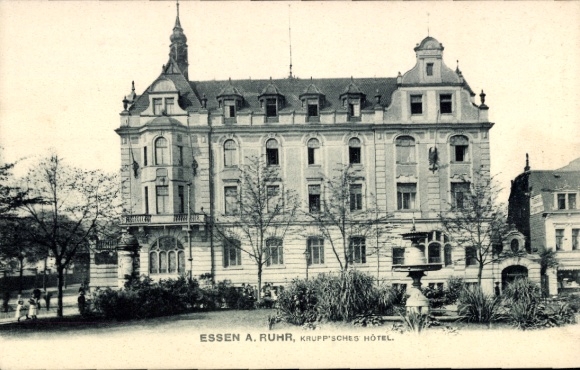 Postcard Rüttenscheid Essen in the Ruhr area, Krupp Hotel, Essen A. Ruhr, architecture, many windows