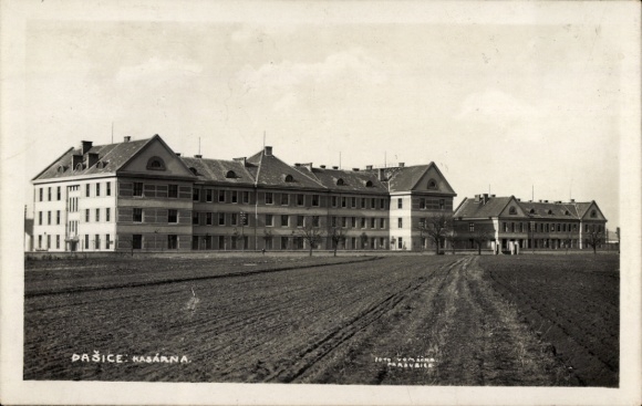 Postcard Dašice Region Pardubice, barracks