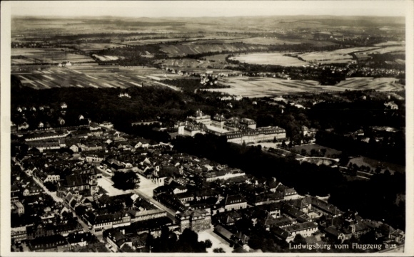 Ak Ludwigsburg in Württemberg, Fliegeraufnahme