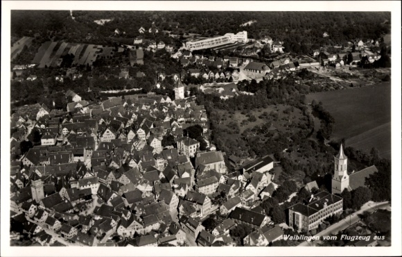 Ak Waiblingen in Württemberg, Luftaufnahme von  Häuser, Kirche, Landschaft