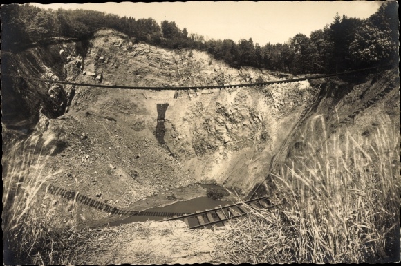 Photo Postcard Vienenburg Goslar am Harz, potash mine, mining accident in 1930, collapse crater