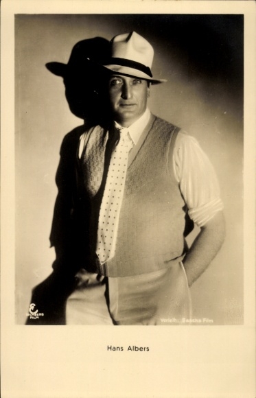 Ak Schauspieler Hans Albers, Portrait mit Hut, Krawatte