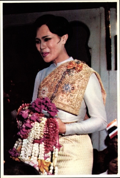 Postcard Thailand, Queen Sirikit, portrait
