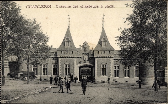Postcard Charleroi Wallonien Hennegau, Barracks of hunters on foot