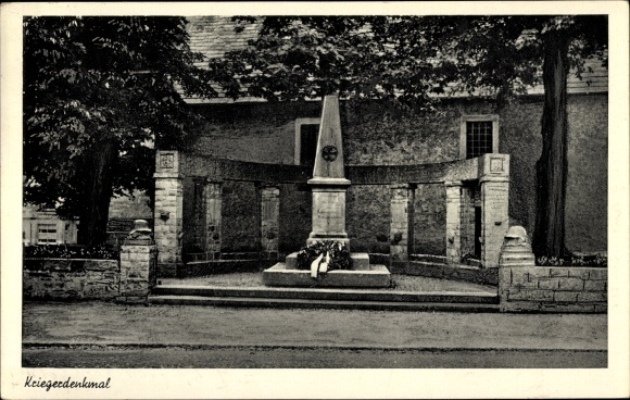 Postcard Aerzen in the Weserbergland, war memorial